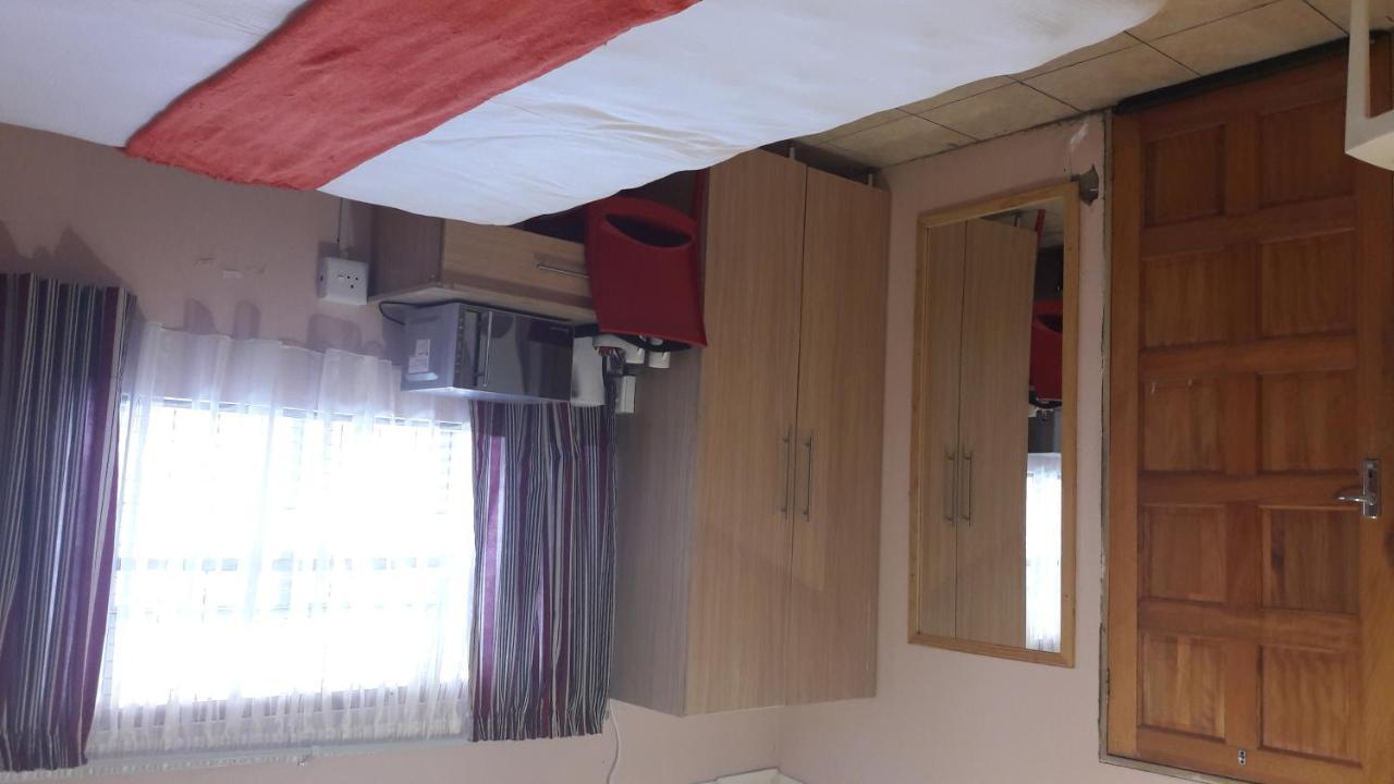 Matatiele Beverly Corner Lodge מראה חיצוני תמונה