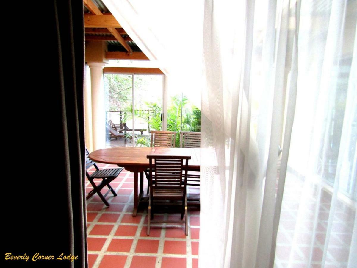 Matatiele Beverly Corner Lodge מראה חיצוני תמונה