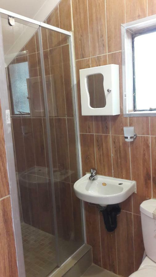 Matatiele Beverly Corner Lodge מראה חיצוני תמונה