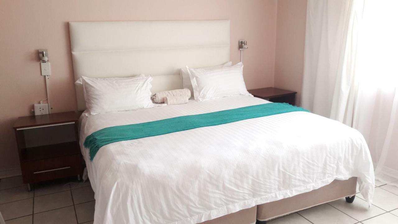 Matatiele Beverly Corner Lodge מראה חיצוני תמונה