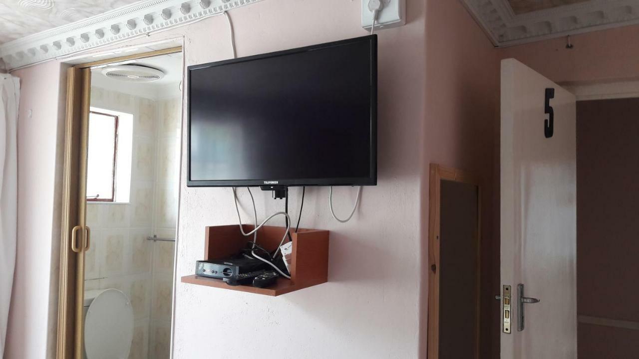 Matatiele Beverly Corner Lodge מראה חיצוני תמונה