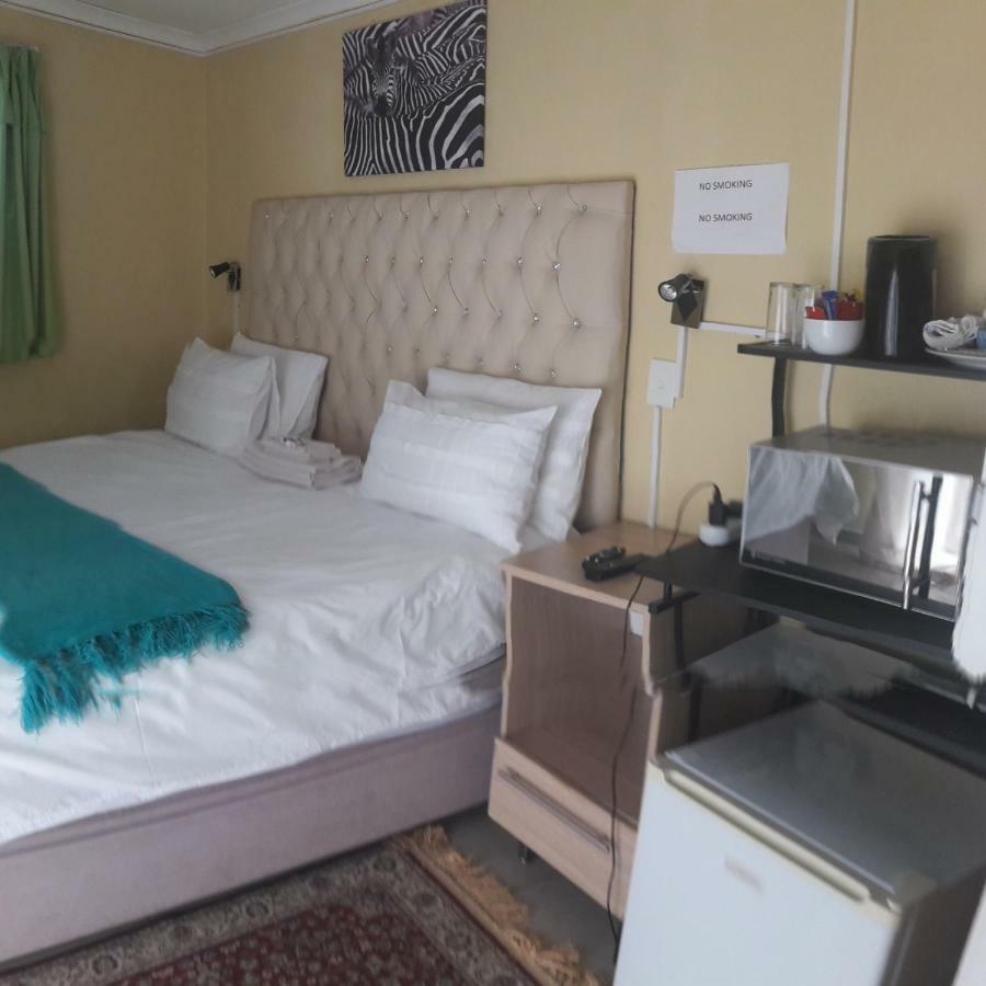 Matatiele Beverly Corner Lodge מראה חיצוני תמונה